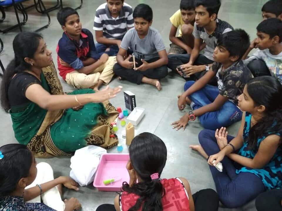 ramya karthikeyan with students 